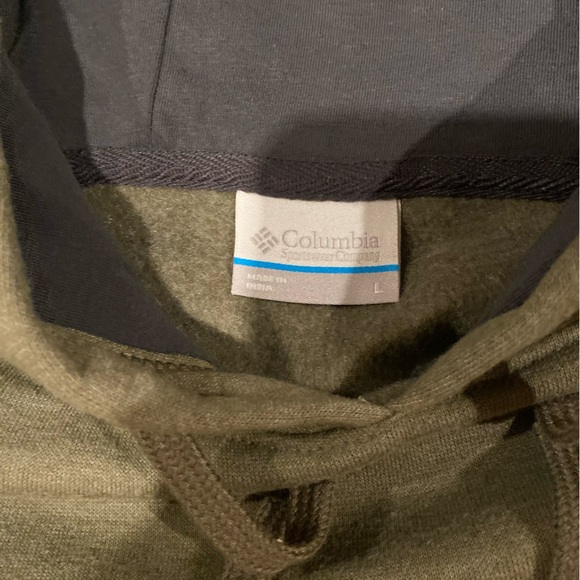 Columbia Hoodie - Picture 2 of 3